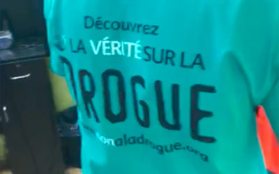 Toute l’équipe d’un barbershop dans le quartier des Charmilles à Genève soutient la campagne “Dites Non à la Drogue”